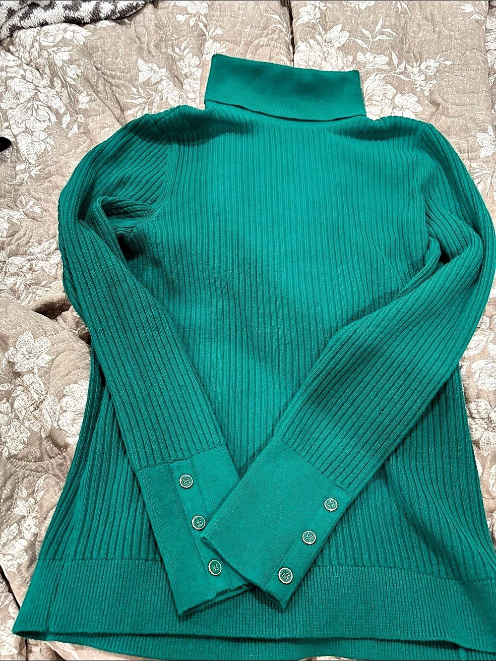 Talbots Button-Cuff Ribbed Turtleneck Sweater - Solid Green Medium